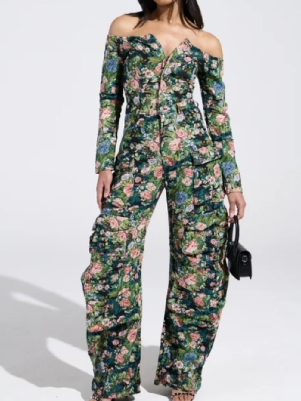 AKIRA COOLEST IN THE ROOM Tapestry Wide Leg Jumpsuit Black Size Small